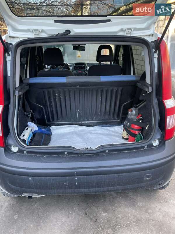 Хэтчбек Fiat Panda 2011 в Верхнеднепровске