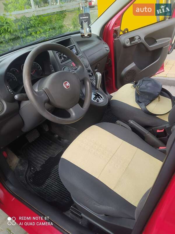 Хэтчбек Fiat Panda 2009 в Черновцах