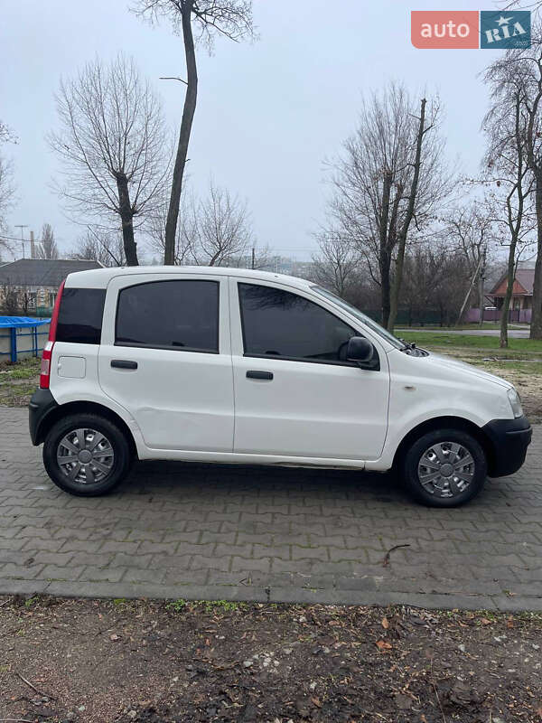 Хэтчбек Fiat Panda 2011 в Верхнеднепровске фото 4 Хэтчбек Fiat Panda 2011 в Верхнеднепровске