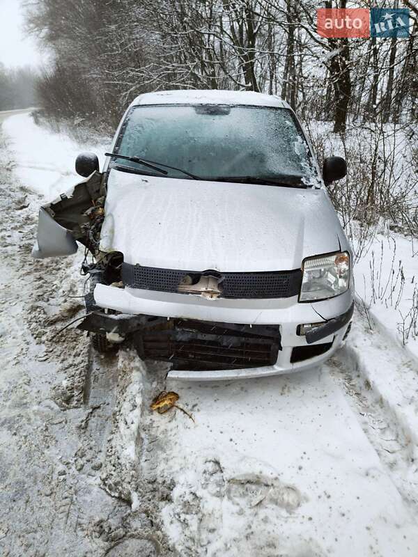 Хэтчбек Fiat Panda 2012 в Теофиполе