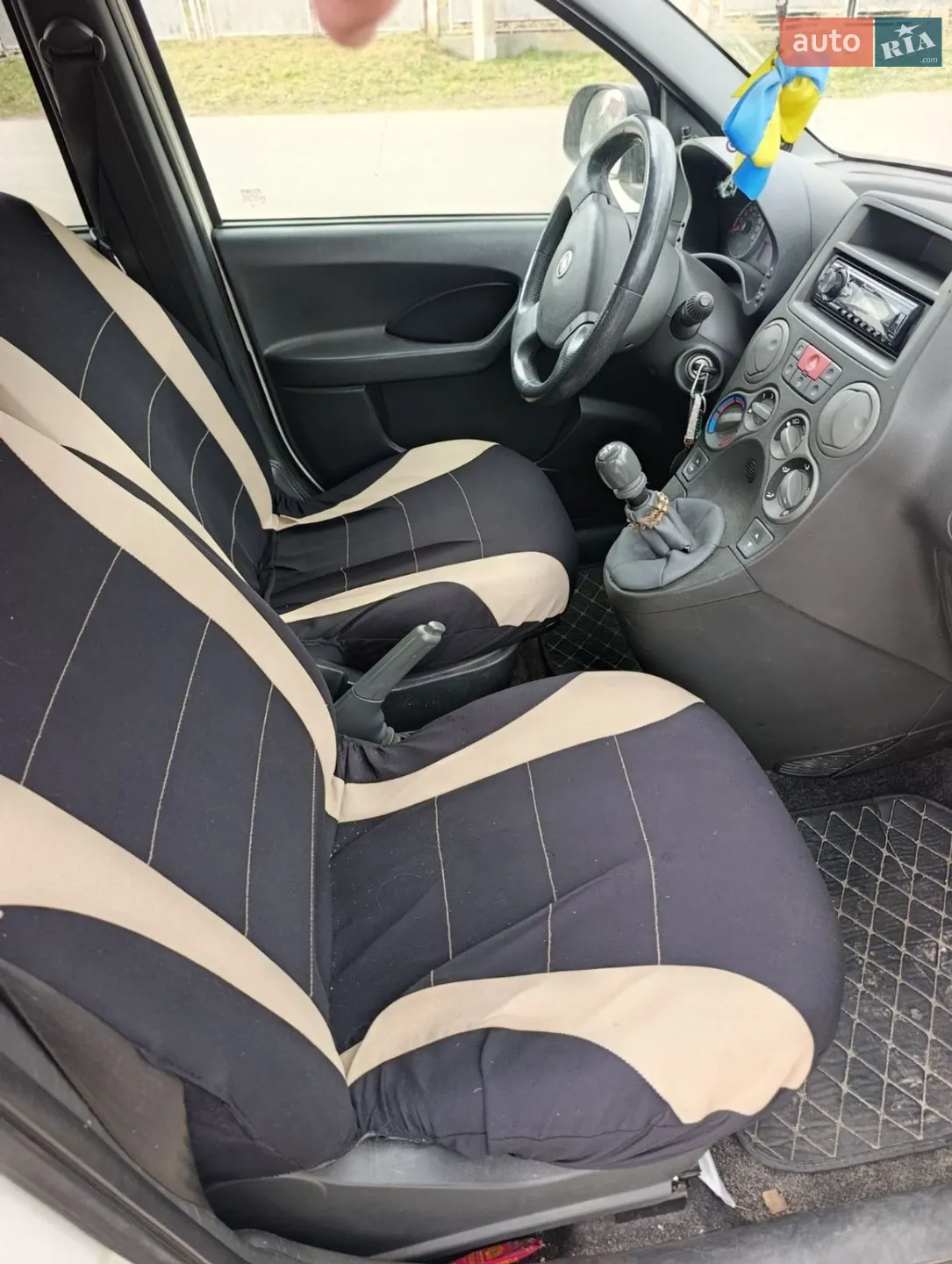 2011 Fiat Panda - мініатюра 12