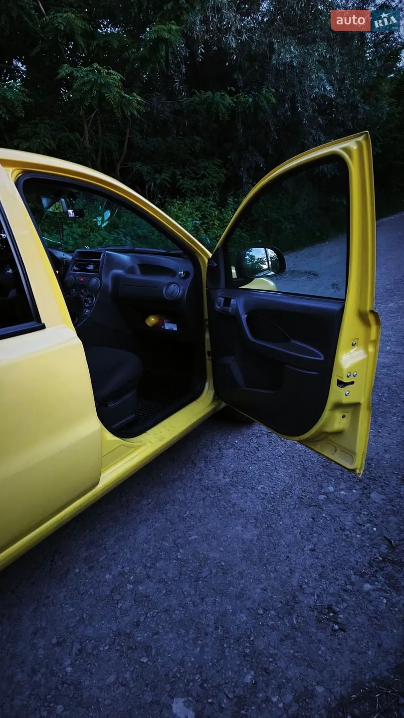2011 Fiat Panda - мініатюра 11