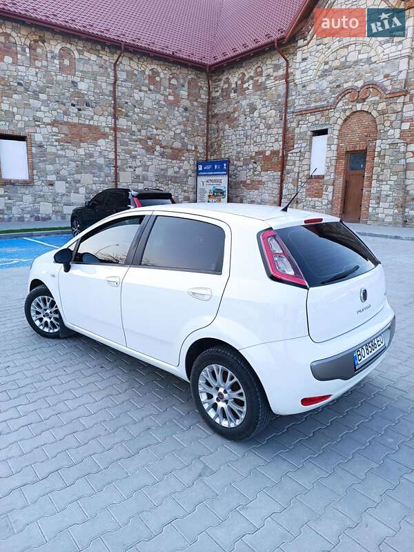 Хэтчбек Fiat Punto Evo 2011 в Тернополе