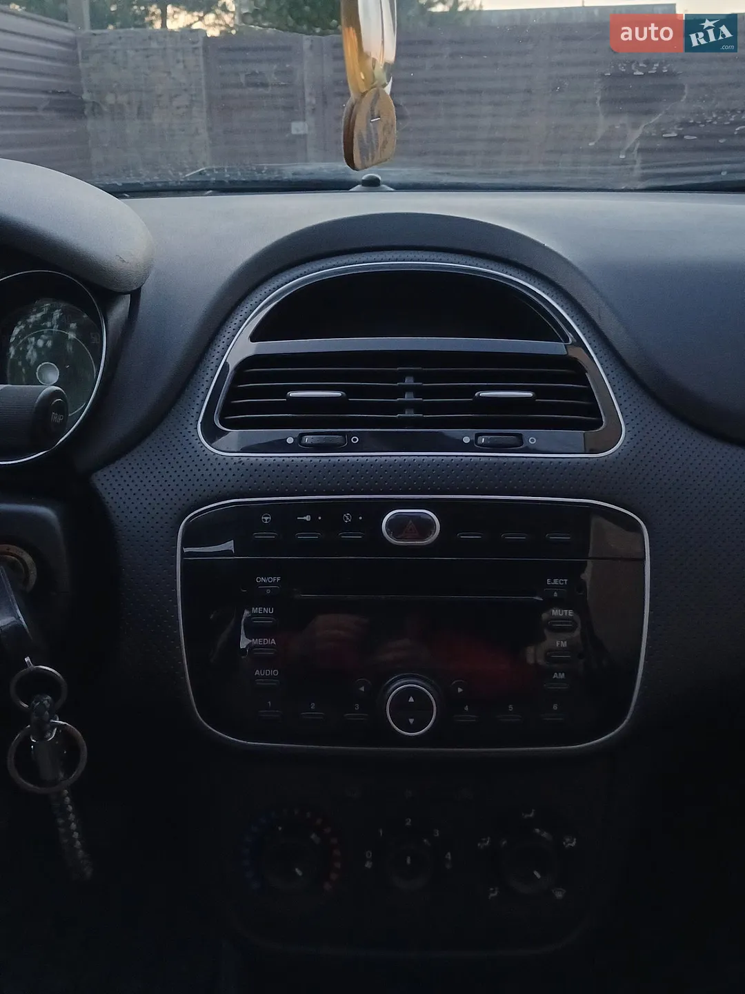 2010 Fiat Punto - мініатюра 4