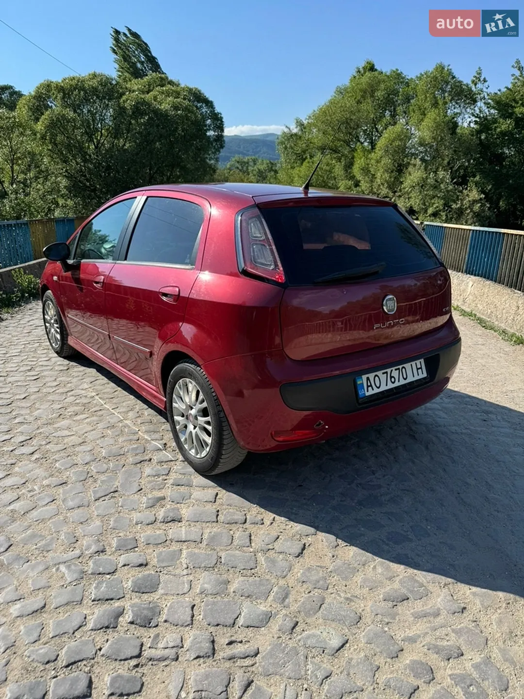 2010 Fiat Punto - мініатюра 3