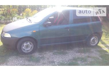 Хэтчбек Fiat Punto 1997 в Хусте