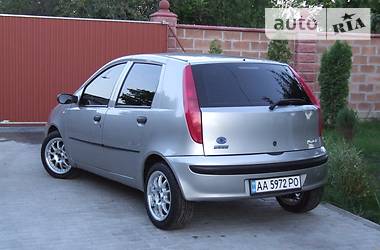 Хэтчбек Fiat Punto 2000 в Киеве