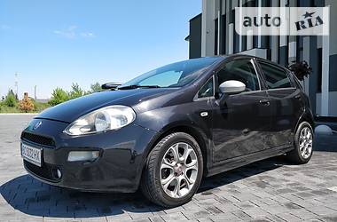 Хетчбек Fiat Punto 2011 в Стрию