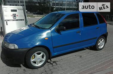 Хэтчбек Fiat Punto 1994 в Калуше