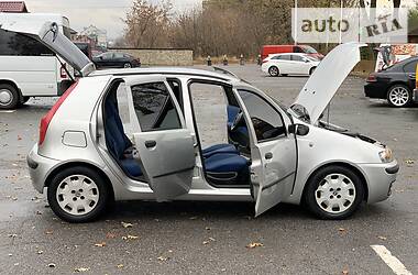 Хэтчбек Fiat Punto 2002 в Тернополе