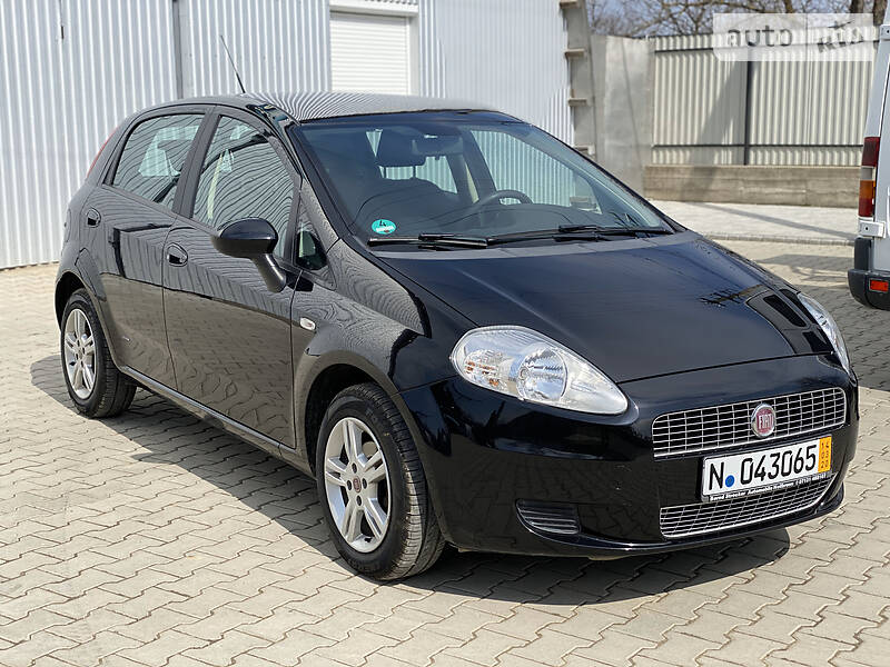 Хетчбек Fiat Punto 2008 в Івано-Франківську