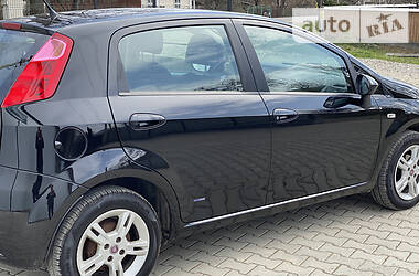 Хетчбек Fiat Punto 2008 в 