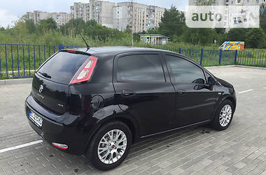 Хэтчбек Fiat Punto 2011 в Дрогобыче