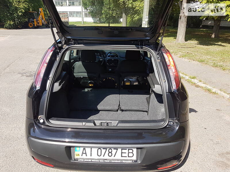 Хетчбек Fiat Punto 2011 в Києві фото 35 Хетчбек Fiat Punto 2011 в Києві