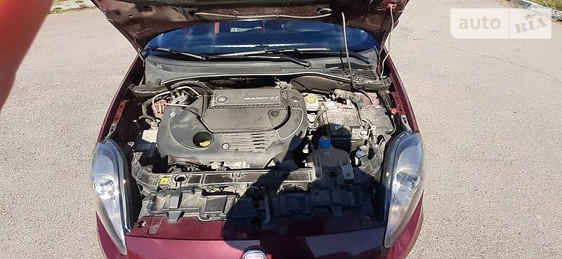 Хетчбек Fiat Punto 2012 в Шептицькому