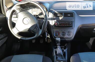 Хэтчбек Fiat Punto 2008 в Стрые