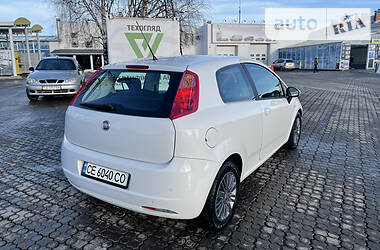 Купе Fiat Punto 2009 в Черновцах
