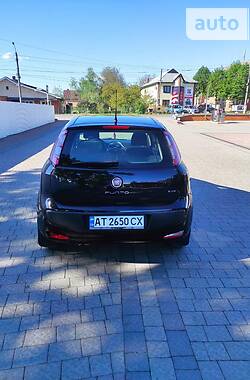 Хетчбек Fiat Punto 2011 в Коломиї