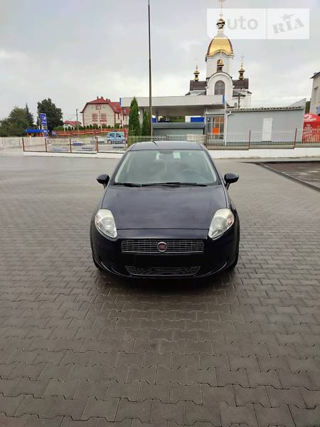 Хэтчбек Fiat Punto 2009 в Бучаче