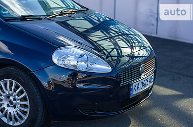 Хетчбек Fiat Punto 2008 в 