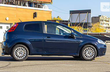 Хетчбек Fiat Punto 2008 в 