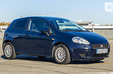 Хетчбек Fiat Punto 2008 в 