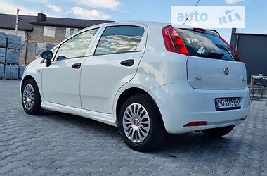 Хэтчбек Fiat Punto 2010 в Теребовле