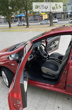Хэтчбек Fiat Punto 2007 в 