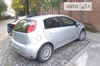 Хэтчбек Fiat Punto 2014 в Львове