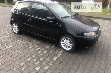 Хэтчбек Fiat Punto 2002 в Черновцах