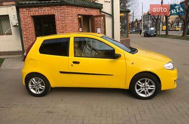 Универсал Fiat Punto 2003 в Черновцах