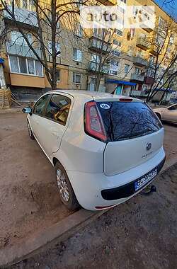 Хетчбек Fiat Punto 2011 в Петровому