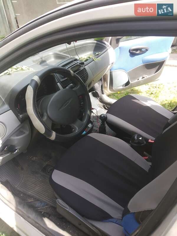 Позашляховик / Кросовер Fiat Punto 2000 в Чернівцях