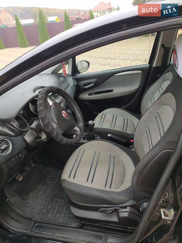 Хэтчбек Fiat Punto 2011 в Изяславе