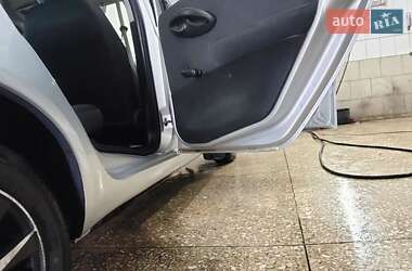 Хэтчбек Fiat Punto 2007 в 