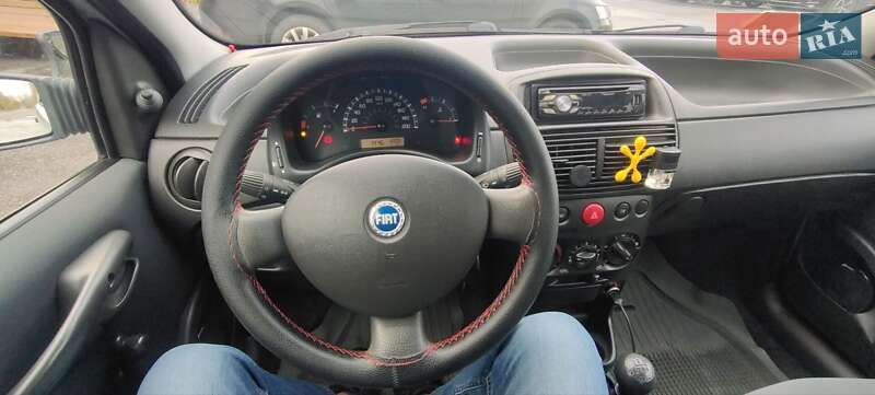 Хэтчбек Fiat Punto 2007 в Киеве