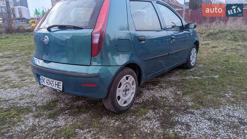 Хэтчбек Fiat Punto 2006 в Здолбунове