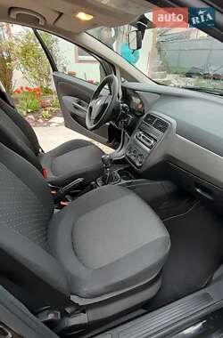 Хэтчбек Fiat Punto 2007 в 