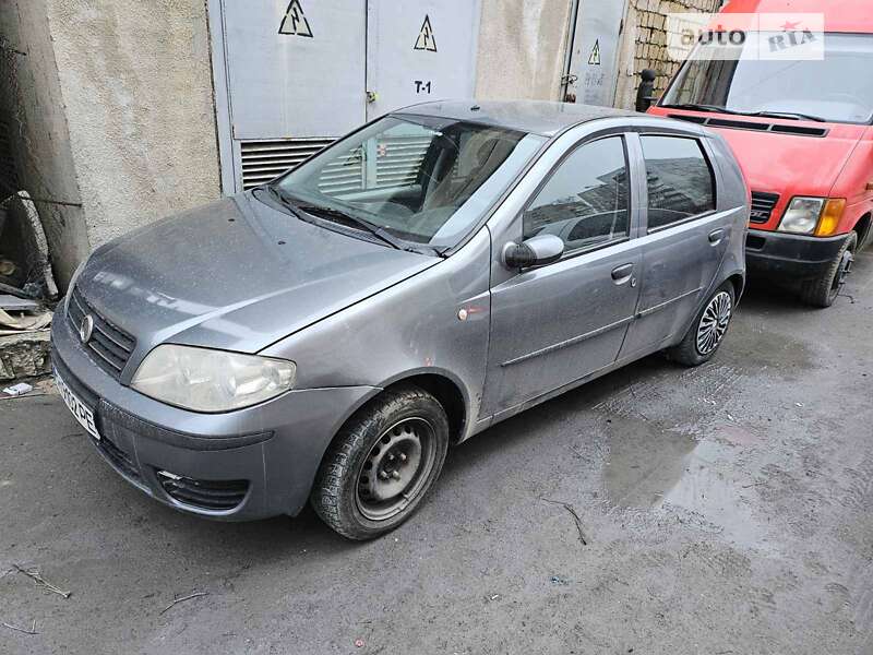 Хэтчбек Fiat Punto 2003 в Одессе