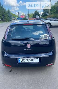 Хэтчбек Fiat Punto 2013 в Тернополе