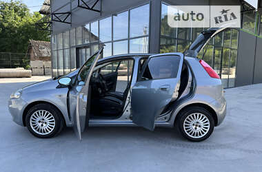 Хетчбек Fiat Punto 2009 в Теребовлі