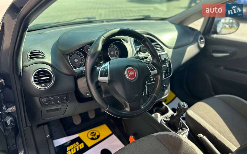 Хэтчбек Fiat Punto 2012 в Черновцах
