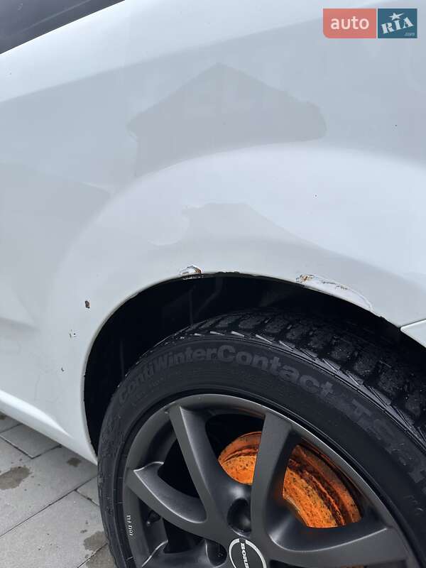 Хэтчбек Fiat Punto 2009 в Яремче