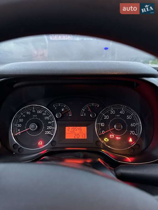 Хэтчбек Fiat Punto 2009 в Яремче