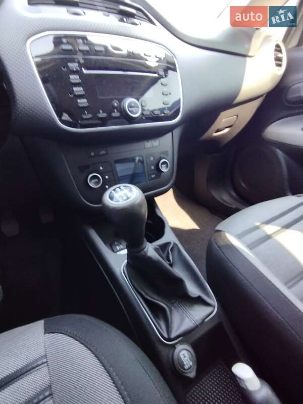 Хэтчбек Fiat Punto 2011 в Калуше