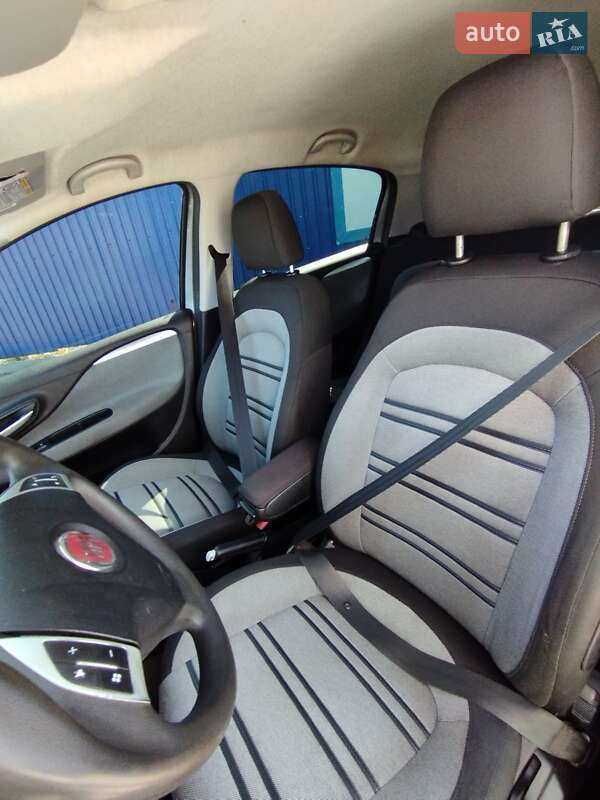 Хэтчбек Fiat Punto 2011 в Калуше