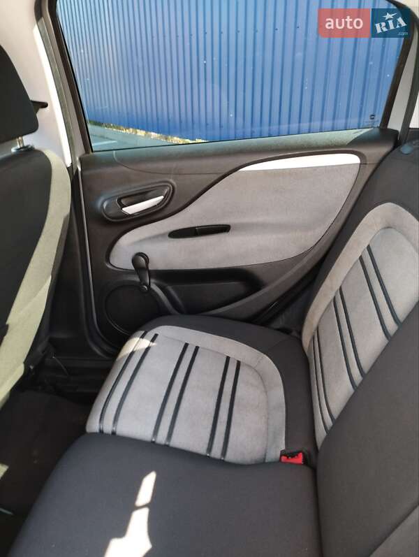 Хэтчбек Fiat Punto 2011 в Калуше