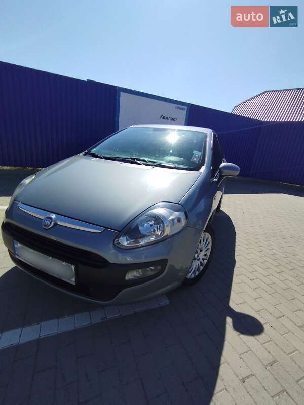 Хэтчбек Fiat Punto 2011 в Калуше
