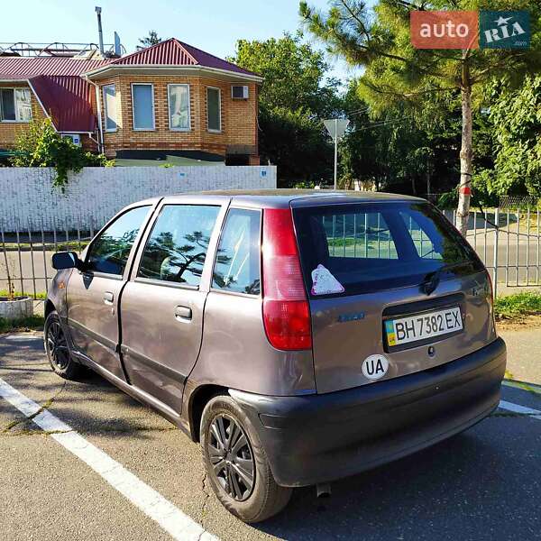 Хэтчбек Fiat Punto 1998 в Одессе
