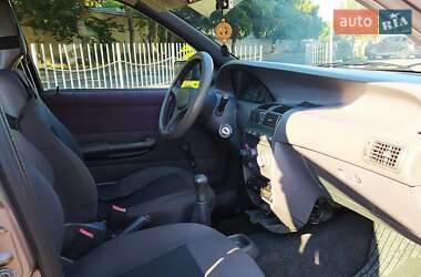 Хэтчбек Fiat Punto 1998 в 